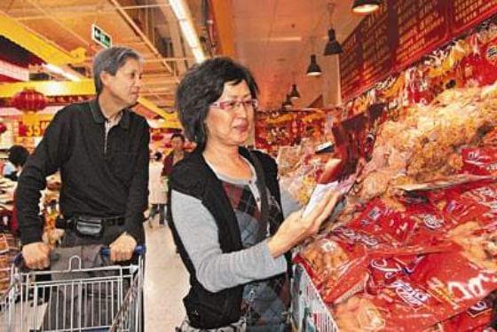 購(gòu)物餐飲再現(xiàn)人龍，國(guó)慶香港消費(fèi)復(fù)蘇