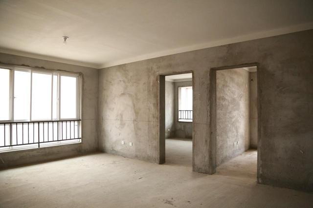 我為什么住進毛坯房：花了200萬買房，與其兩頭交物業費，還不如搬進去 