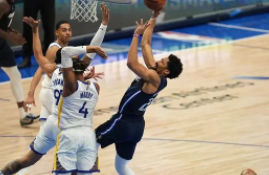 在11月30日結束的一場NBA常規賽中獨行俠主場116-113擊敗勇士