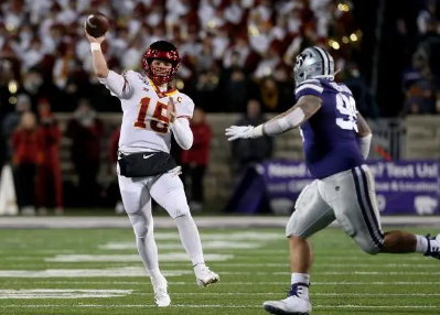 德州人使用兩個四分衛排對陣牛仔隊