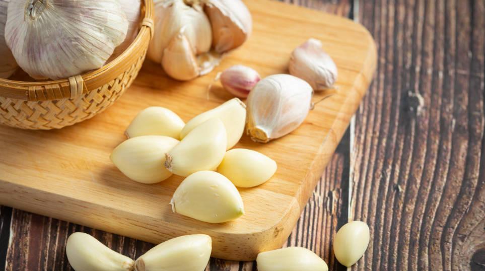 早春這樣吃大蒜可以去除病菌防感冒，你吃對了嗎？