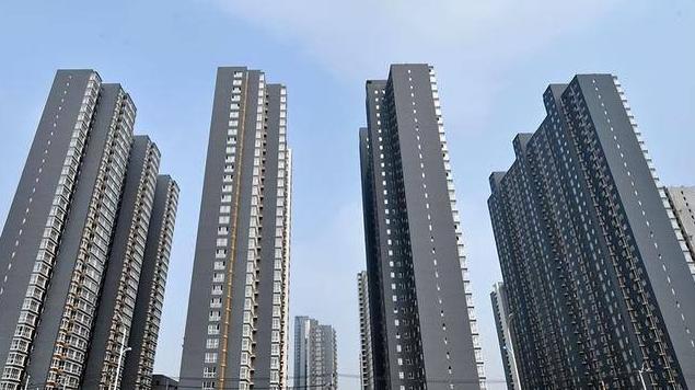 買房如同買菜？男子10萬(wàn)元買下8套房產(chǎn)引發(fā)熱議