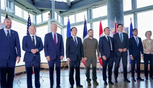 烏克蘭總統澤連斯基參加G7峰會，呼喚和平