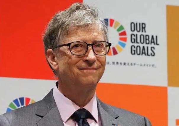 比爾·蓋茨涉嫌與20歲俄羅斯女子發生婚外情，事件曝光引發全球關注