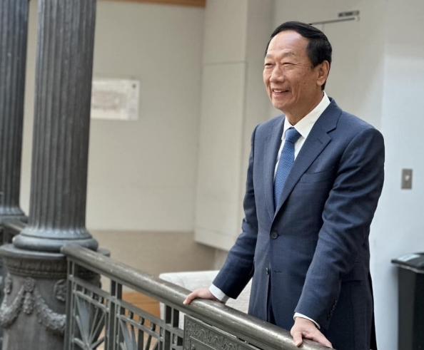 郭臺銘宣布爭取獨立參選臺灣地區領導人，主流民意大聯盟成重要力量