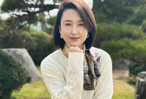 主持人張蕾回應多年來的謠言傳聞，呼吁正確認識網絡謠言