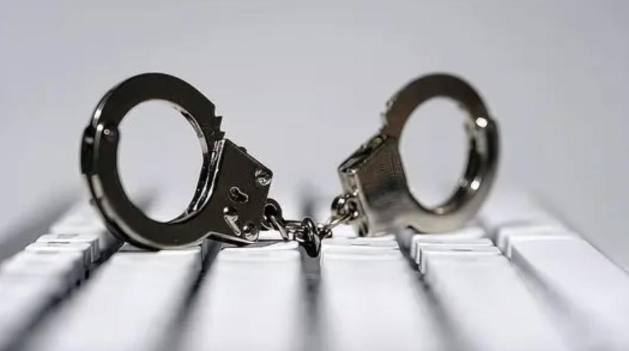 辦公室悲劇：工作場所沖突導致涉嫌故意殺人罪的慘劇