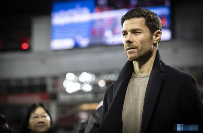 德甲霸主勒沃庫森創歷史不敗金身！歐聯杯、德國杯雙線晉級，三線齊飄藥廠旗幟