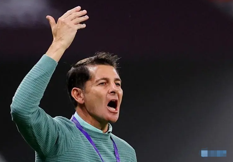 伊拉克國家隊淘汰慘遭指責，主帥熱蘇斯-卡薩斯遭遇記者沖突