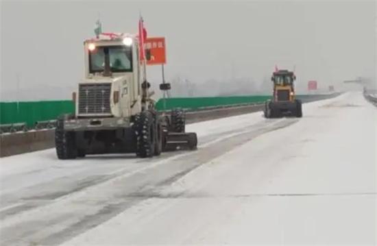 湖北高速服務區應對寒潮挑戰，保暢戰役全面展開