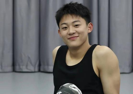 揭露山東淄博網絡博主被鄰居持利器襲擊案件，警方已控制嫌疑人