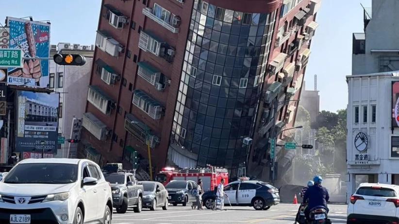 臺灣花蓮7.3級地震致交通癱瘓，災(zāi)情嚴(yán)重！