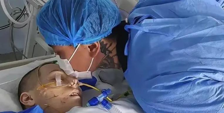 致敬逝去的網(wǎng)紅娜娜：一場(chǎng)意外，一對(duì)新婚夫婦陰陽(yáng)兩隔