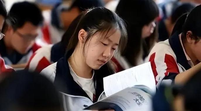 2024高考：雷軍祝福考生，武漢大學(xué)推出雷軍班